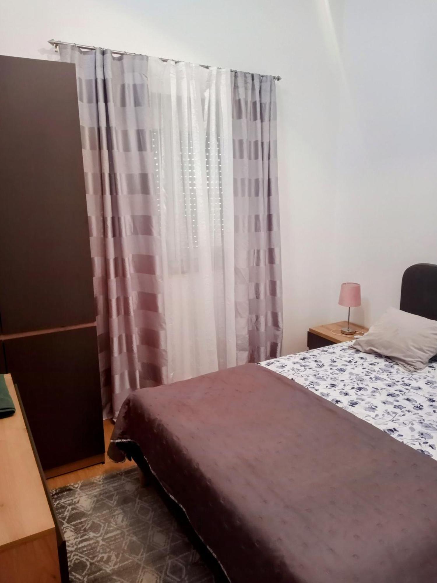 Apartmani Alma Pula Exterior foto