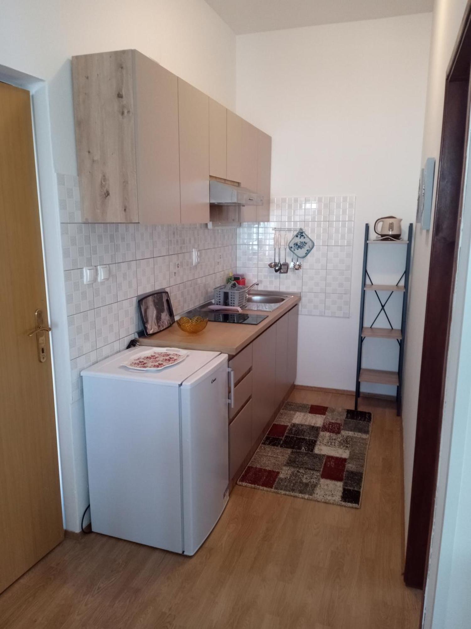 Apartmani Alma Pula Exterior foto